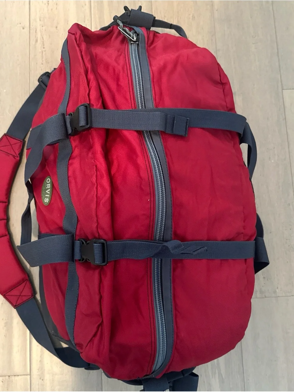 Orvis Red And Grey Nylon Duffle Weekend Travel Carry on Bag Shoulder Strap